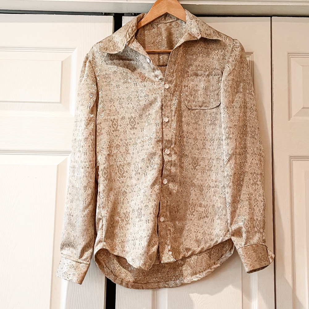 • handmade golden button up top •